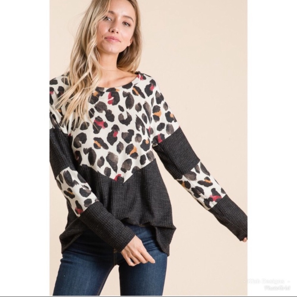 Color Block Leopard Print Waffle Knit Top